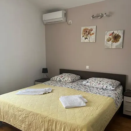 Tramonto 4 Stars, * Крница
