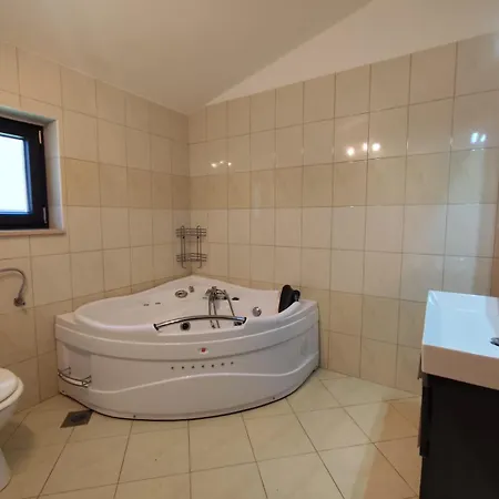 Tramonto 4 Stars, Villa Krnica